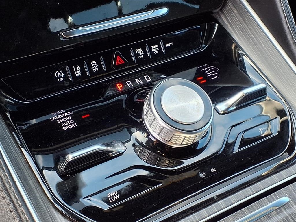 2023 Jeep Wagoneer L Series III