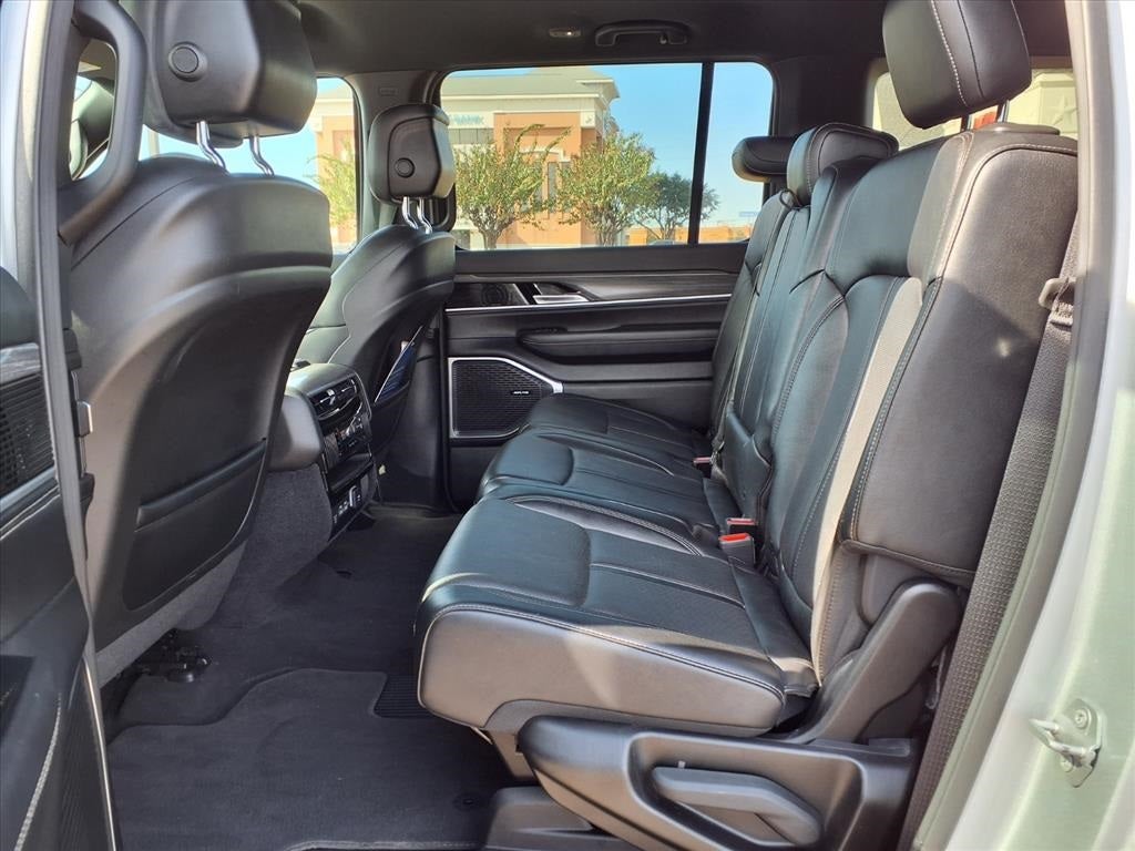 2023 Jeep Wagoneer L Series III