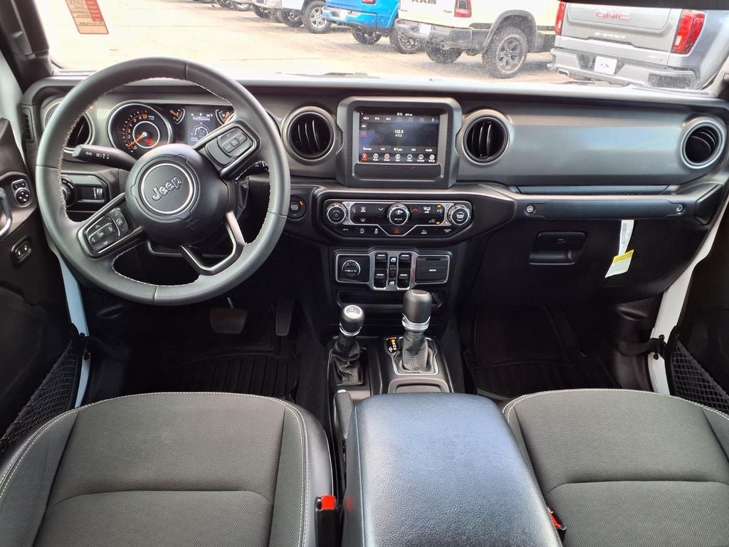 2023 Jeep Gladiator Sport