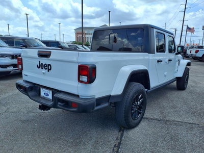 2023 Jeep Gladiator Sport