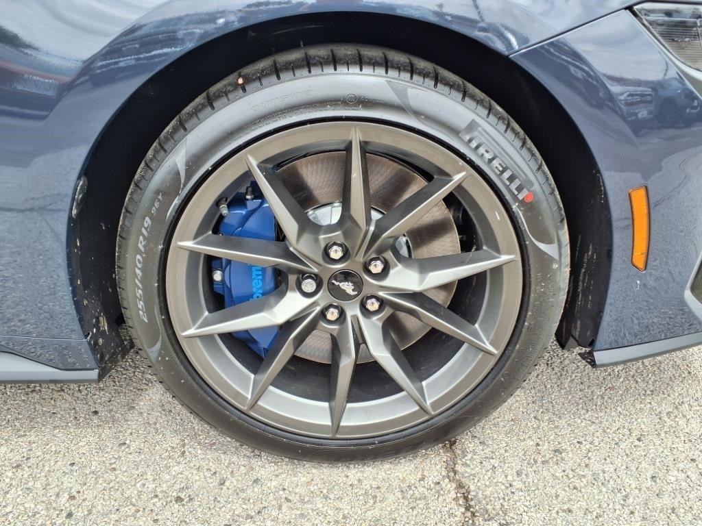 2025 Ford Mustang Dark Horse