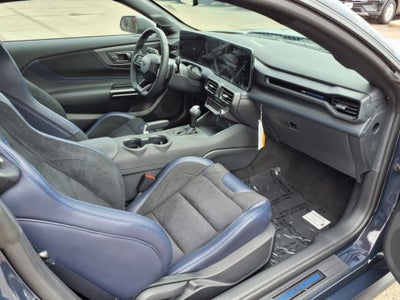 2025 Ford Mustang Dark Horse