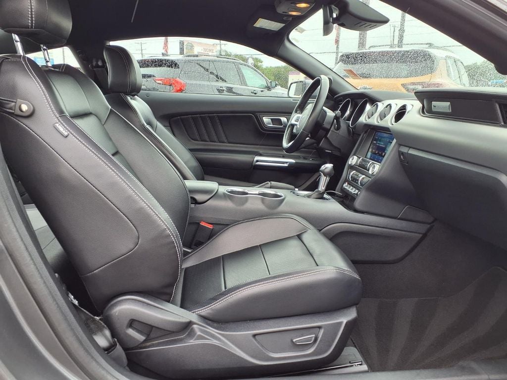 2022 Ford Mustang EcoBoost Premium