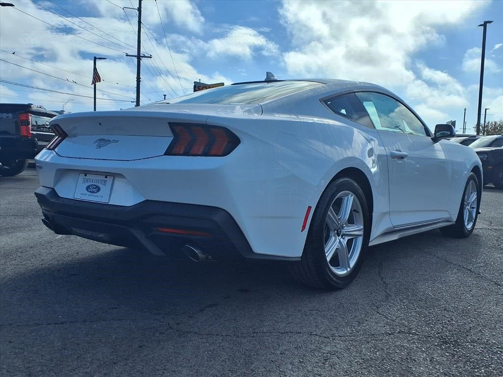 2026 Ford Mustang EcoBoost Premium