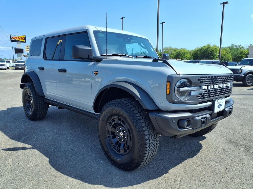 2026 Ford Bronco Badlands