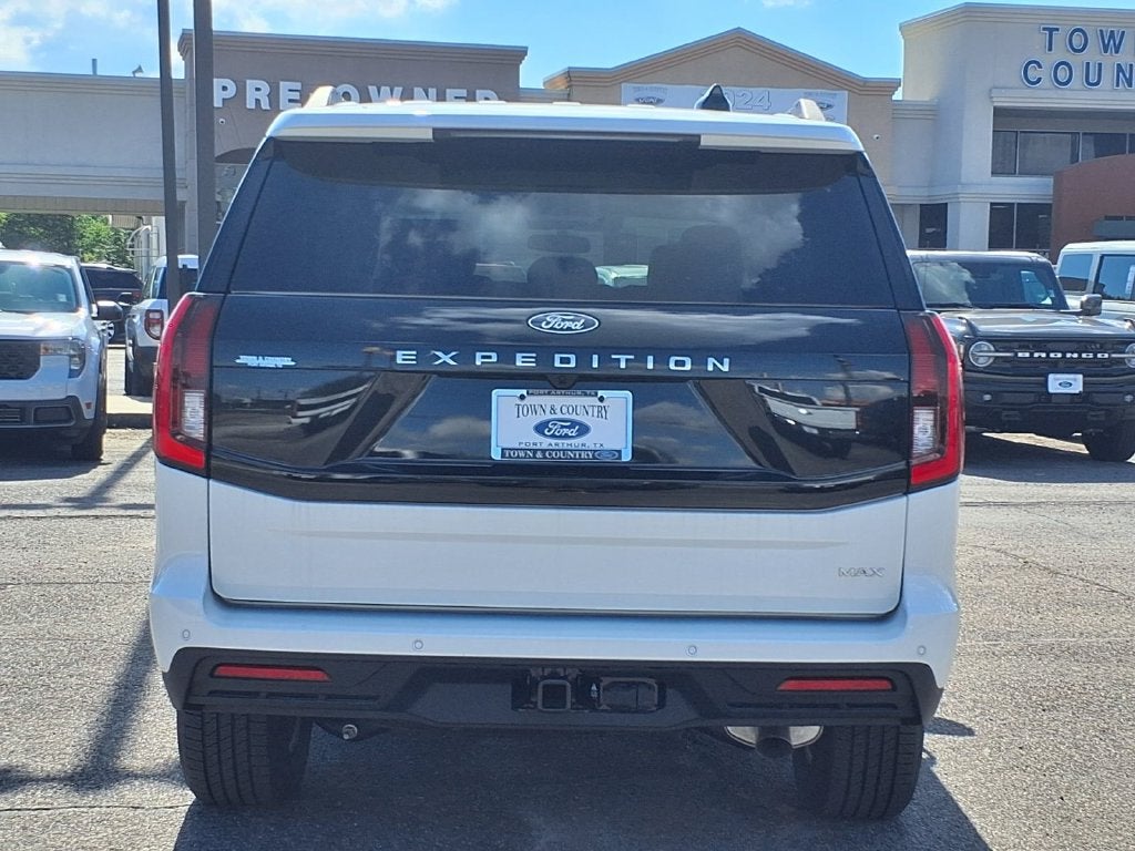 2027 Ford Expedition Max Active