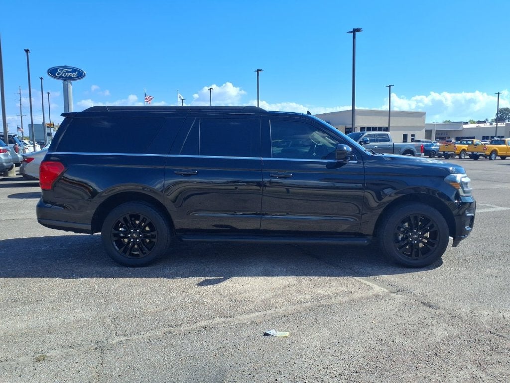 2023 Ford Expedition Max XLT