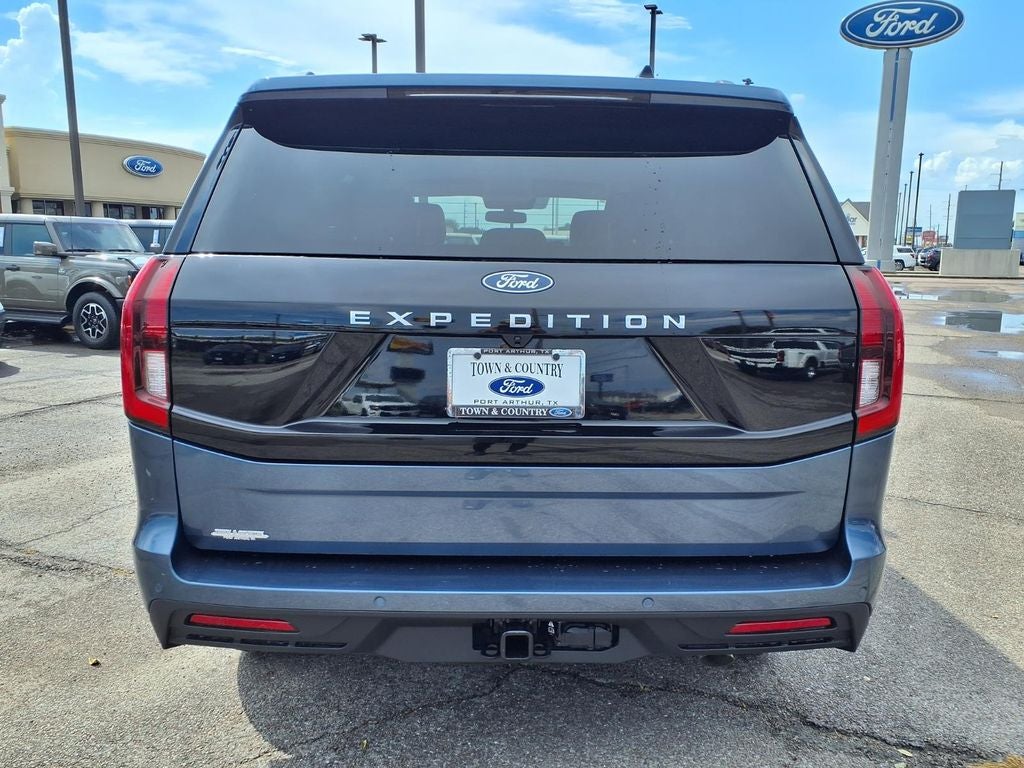 2027 Ford Expedition Active