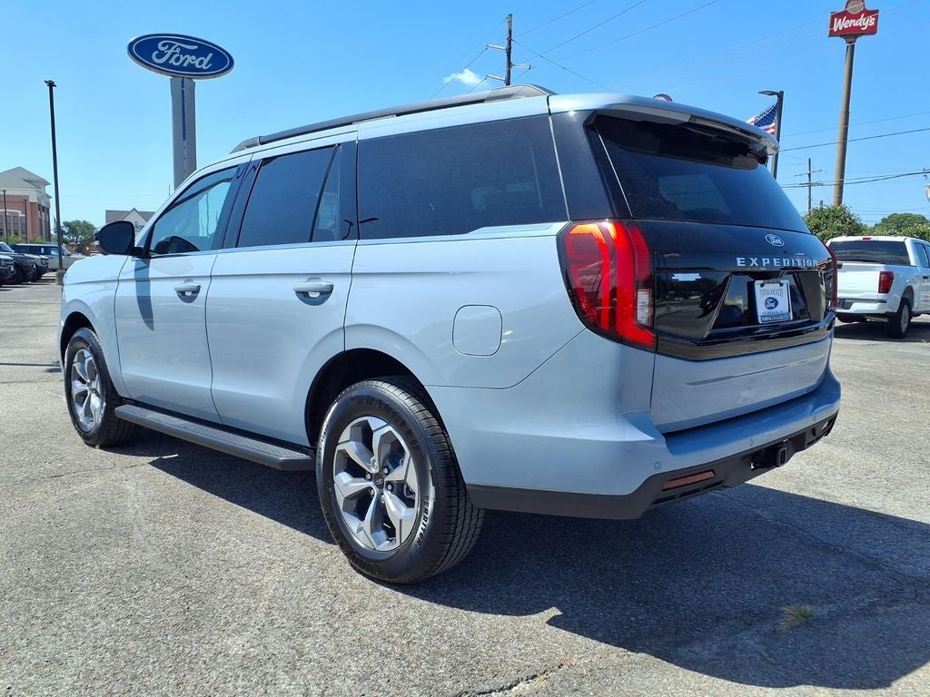 2027 Ford Expedition Active
