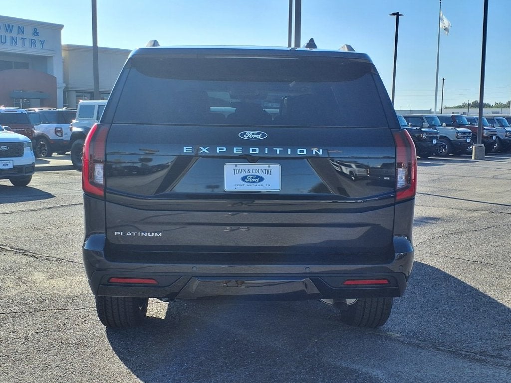 2027 Ford Expedition Platinum