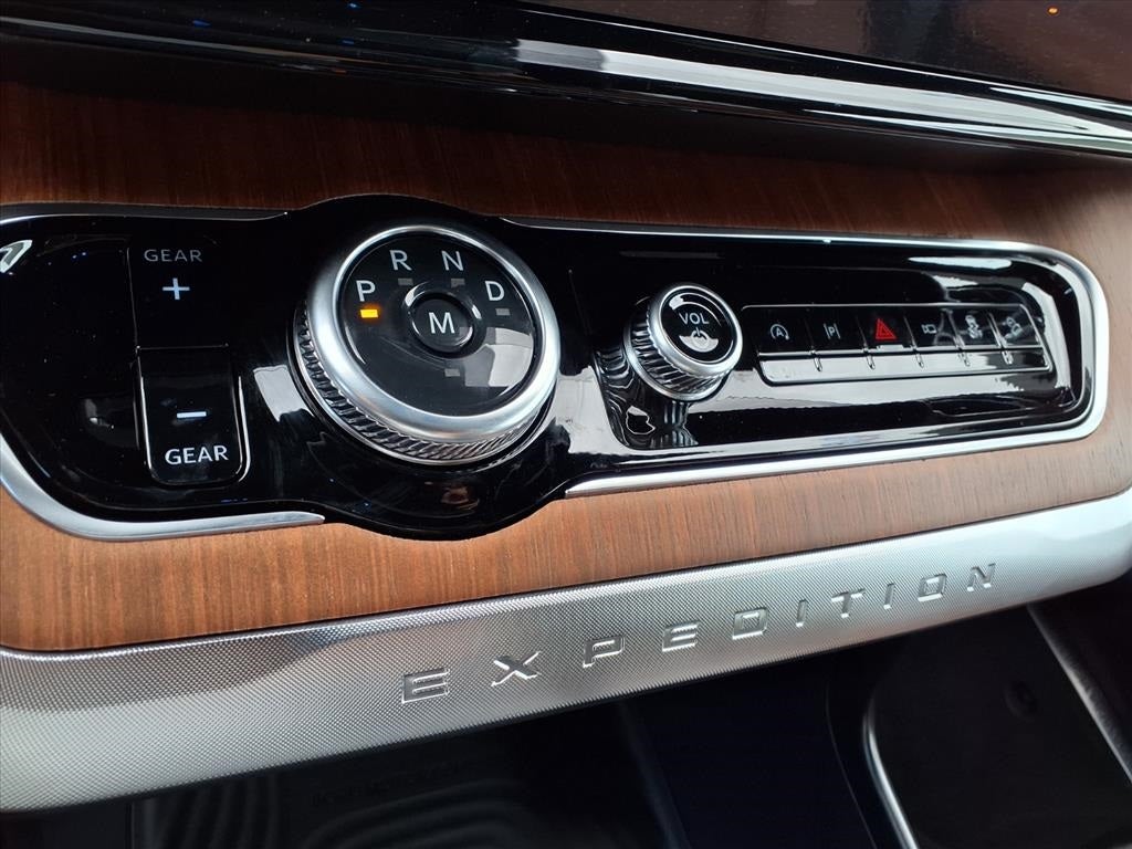 2025 Ford Expedition King Ranch