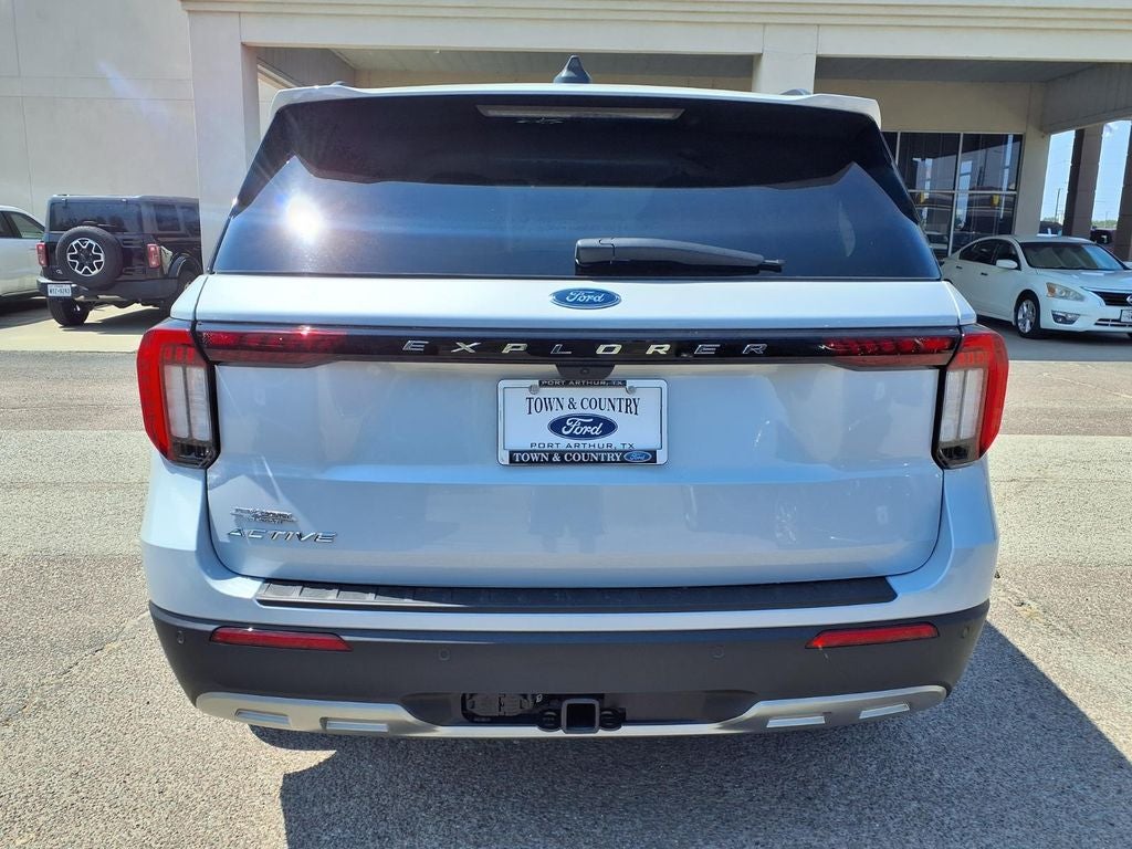 2026 Ford Explorer Active