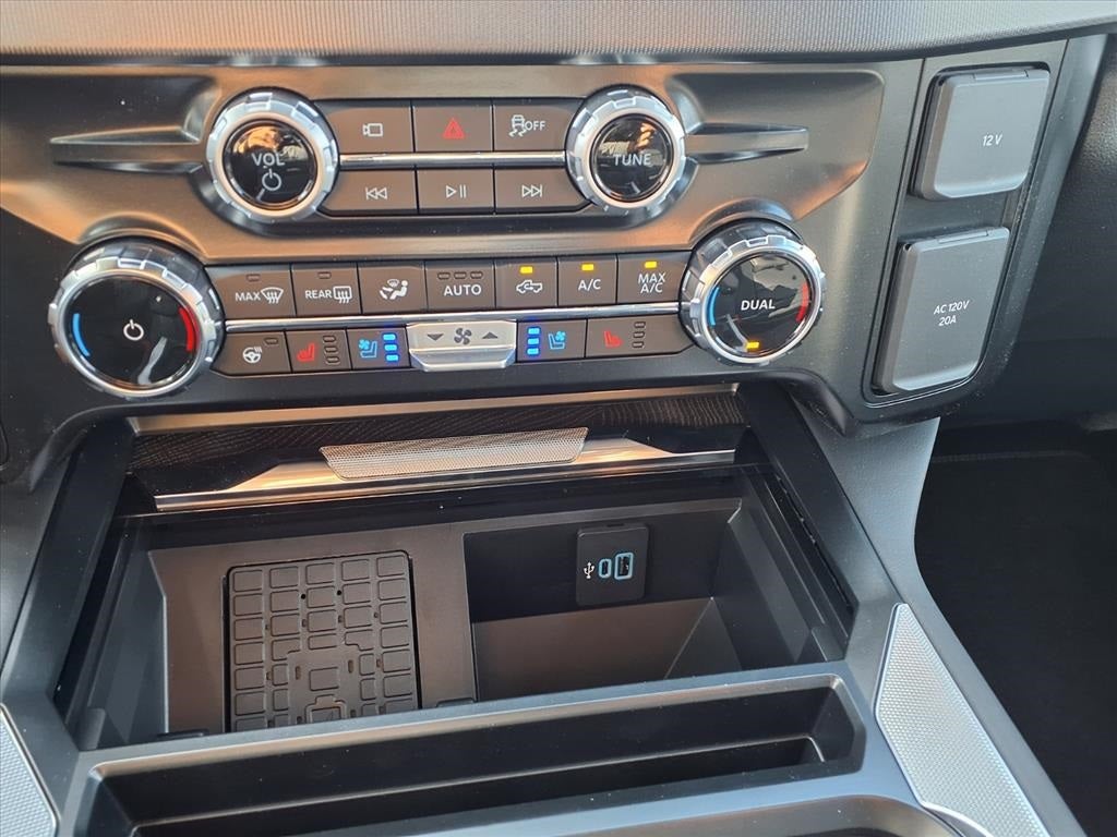 2025 Ford F-250SD Platinum