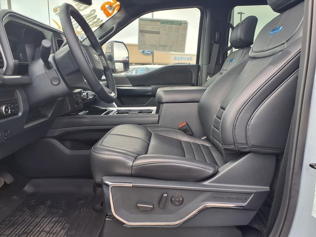 2025 Ford F-250SD Platinum