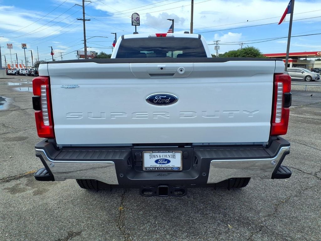 2026 Ford F-350SD Lariat