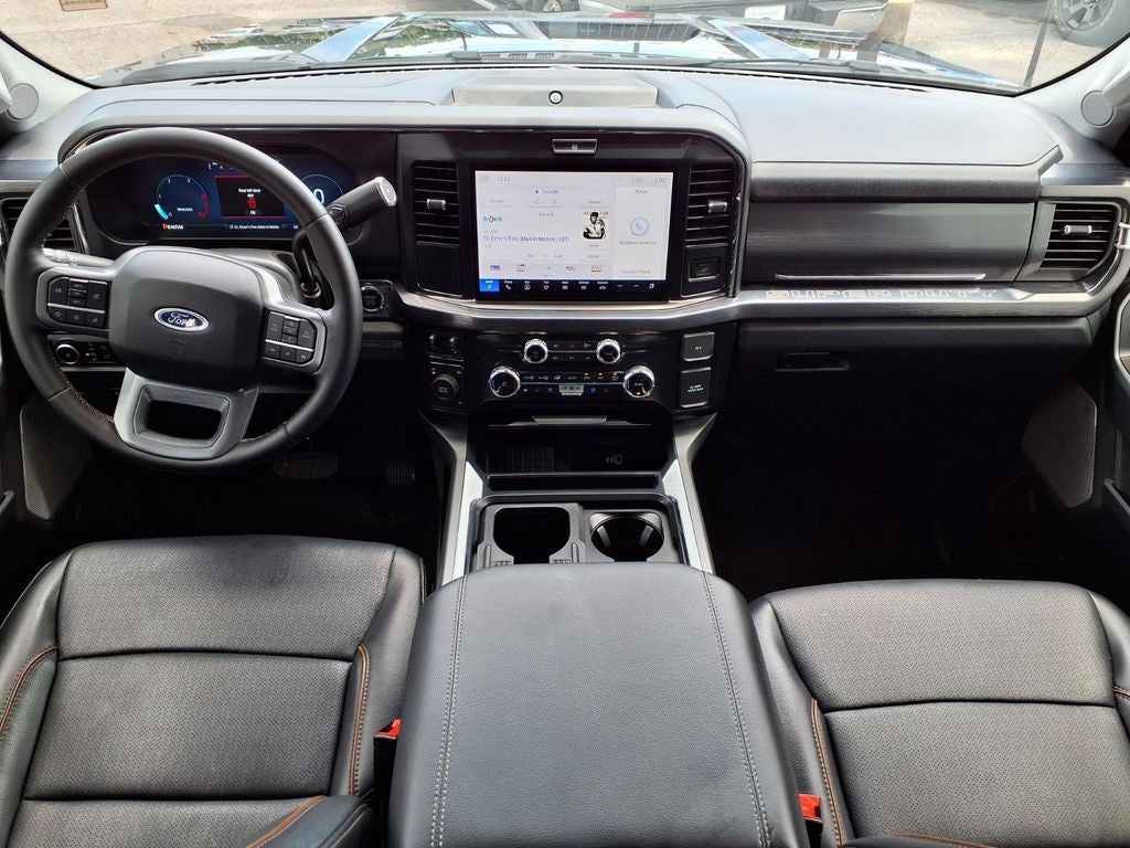 2025 Ford F-350SD Lariat