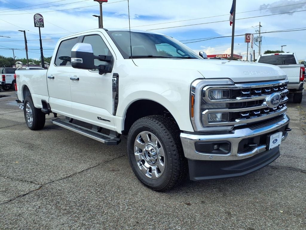 2026 Ford F-350SD Lariat