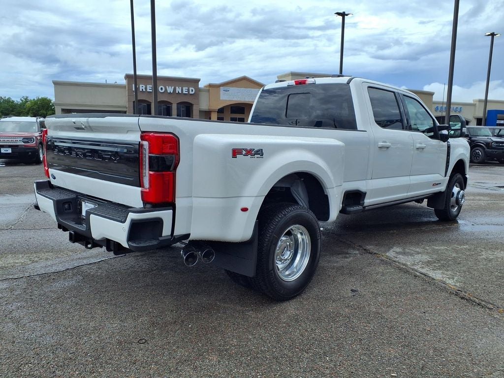 2026 Ford F-350SD Platinum DRW