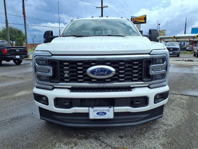 2026 Ford F-350SD Platinum DRW