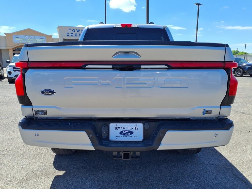 2022 Ford F-150 Lightning Lariat