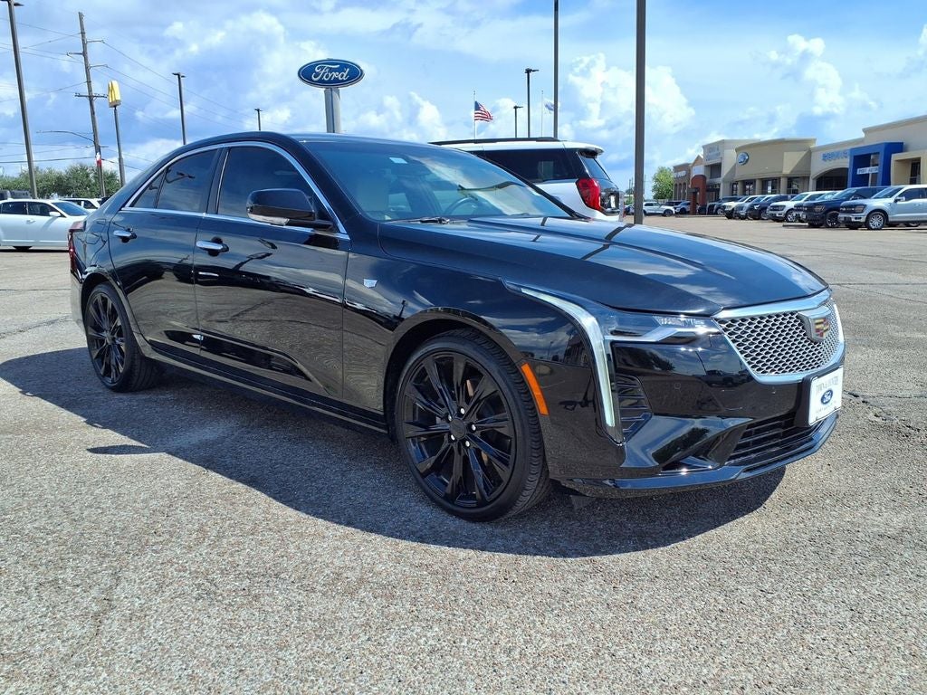 2023 Cadillac CT4 Premium Luxury