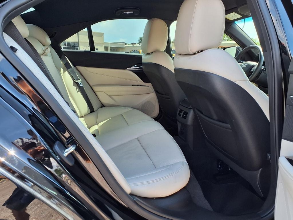 2023 Cadillac CT4 Premium Luxury
