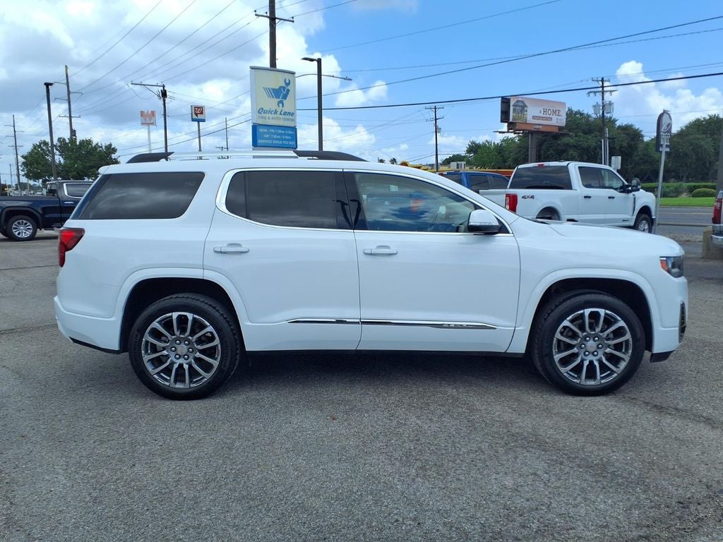2023 GMC Acadia Denali