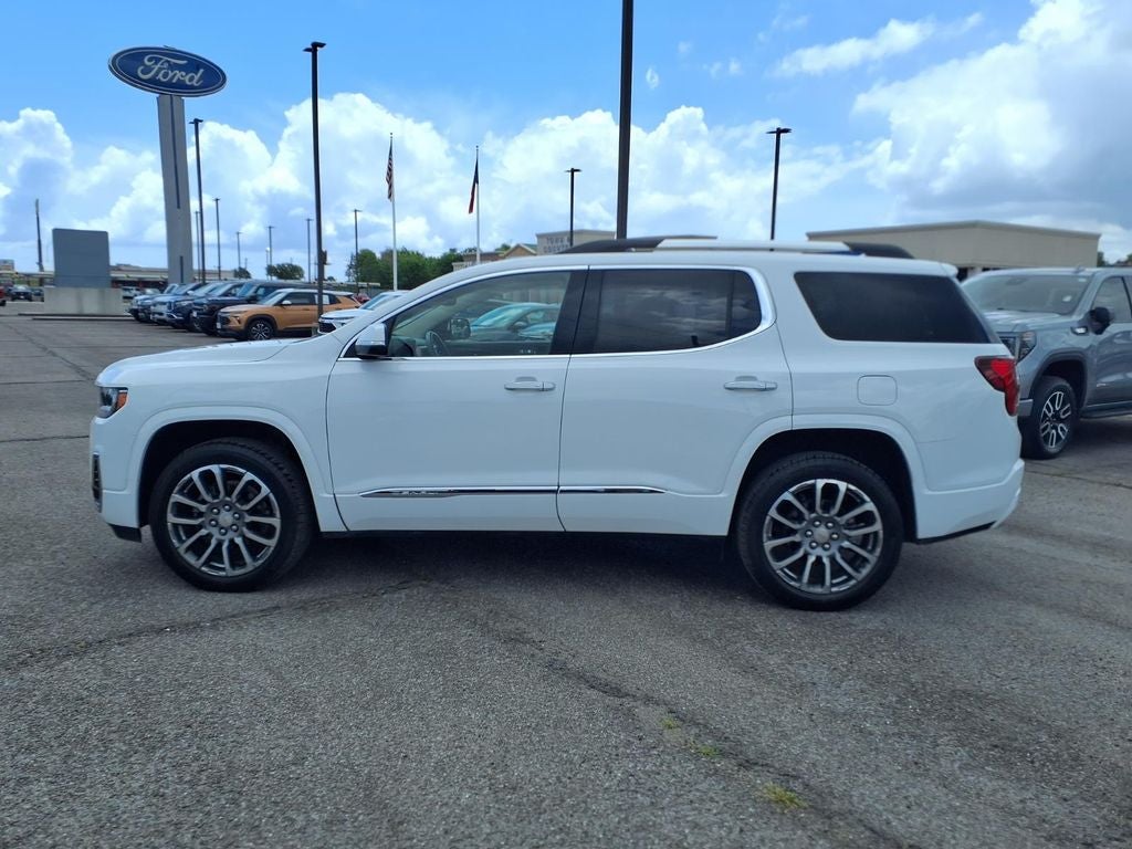 2023 GMC Acadia Denali