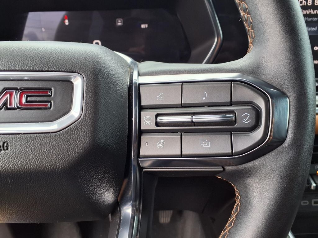 2023 GMC Canyon AT4