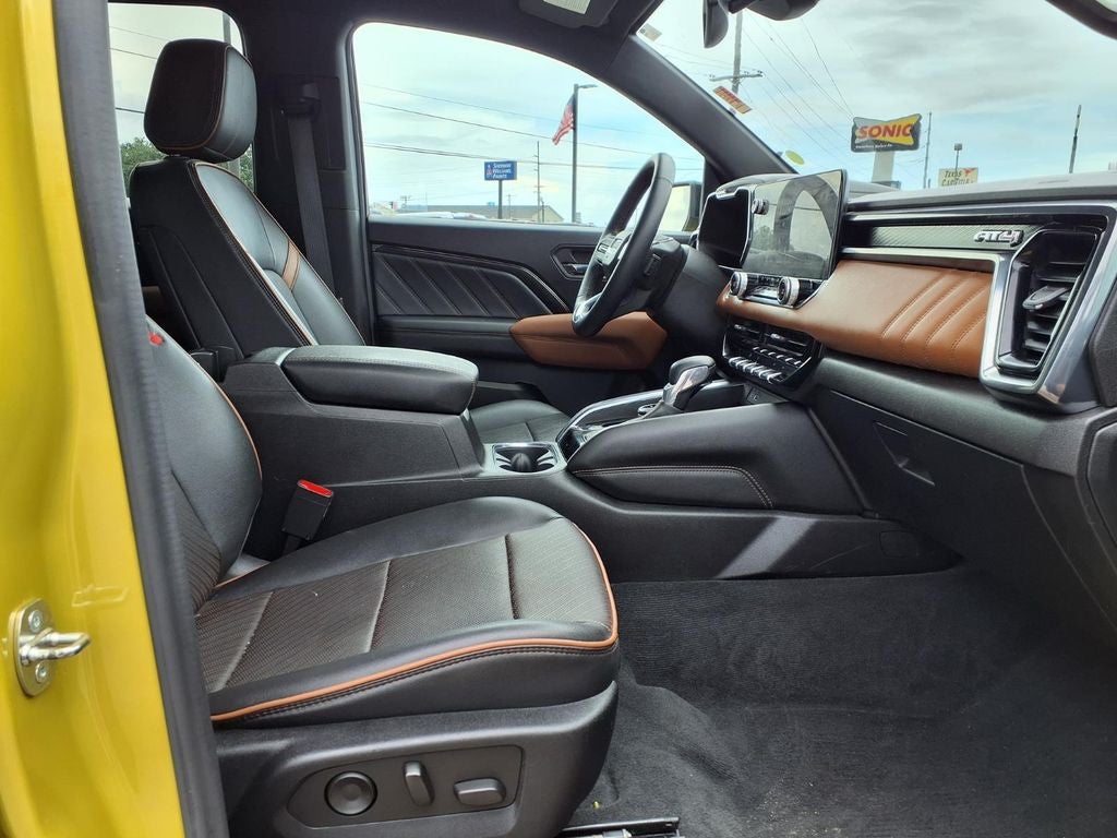 2023 GMC Canyon AT4