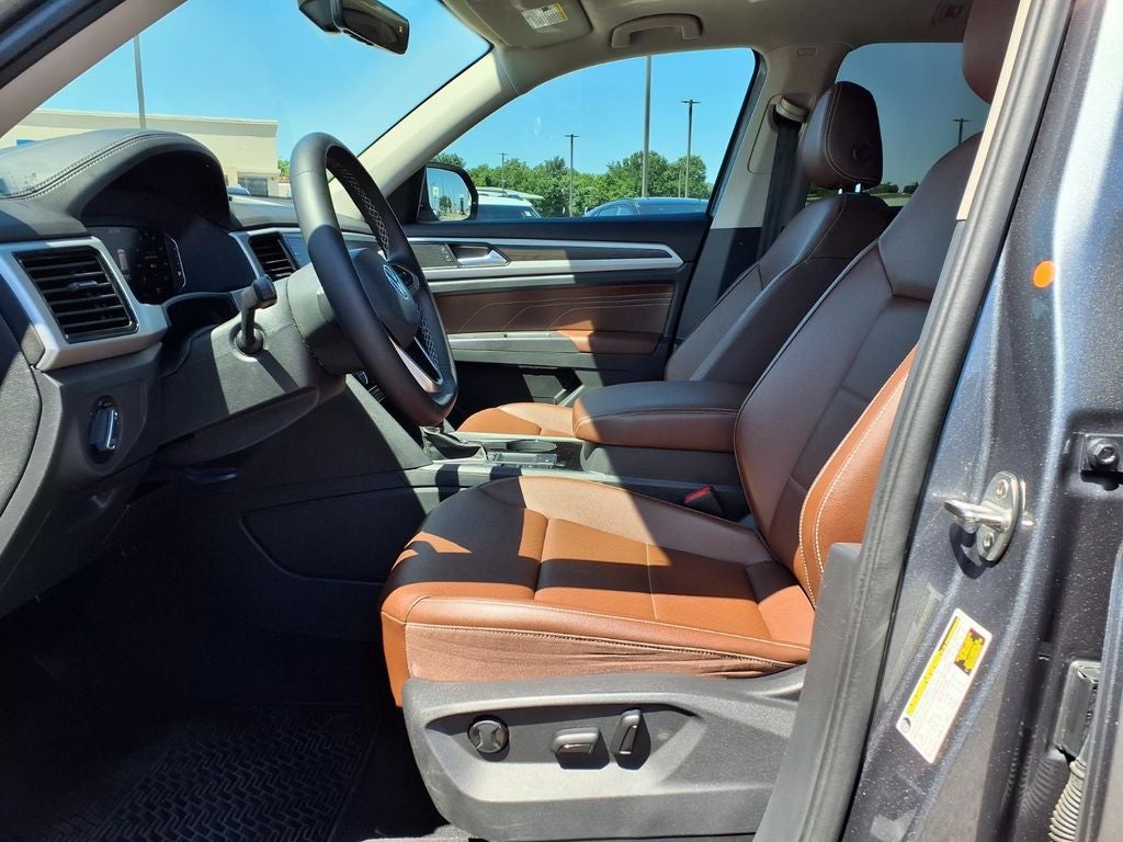 2022 Volkswagen Atlas 2.0T SE w/Technology