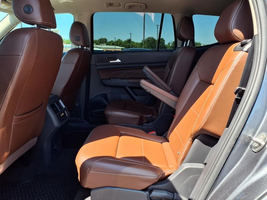 2022 Volkswagen Atlas 2.0T SE w/Technology