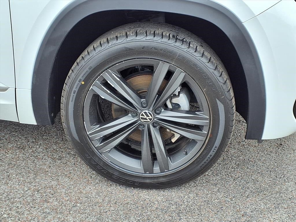 2021 Volkswagen Atlas Cross Sport 3.6L V6 SE w/Technology R-Line