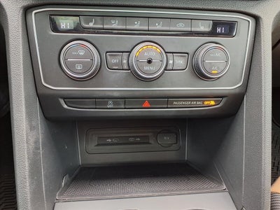 2021 Volkswagen Atlas Cross Sport 3.6L V6 SE w/Technology R-Line