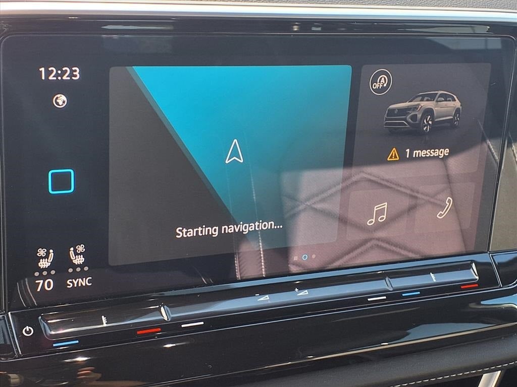 2025 Volkswagen Atlas Cross Sport 2.0T SE w/Technology