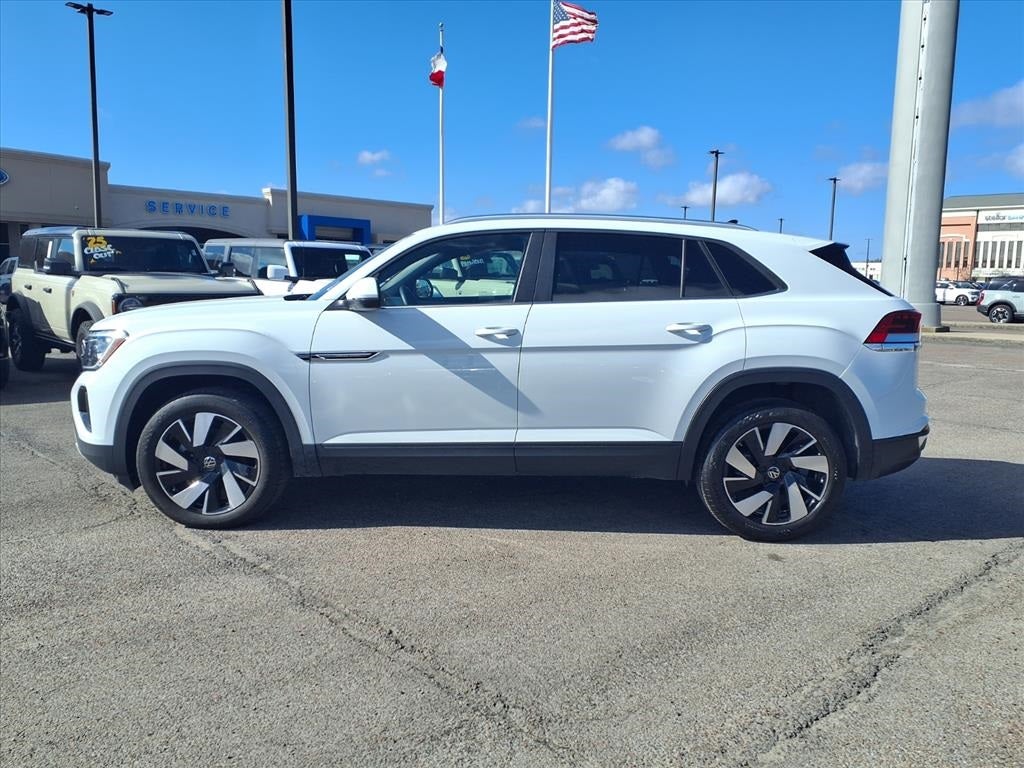 2025 Volkswagen Atlas Cross Sport 2.0T SE w/Technology