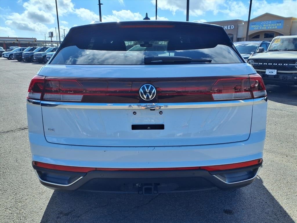 2025 Volkswagen Atlas Cross Sport 2.0T SE w/Technology