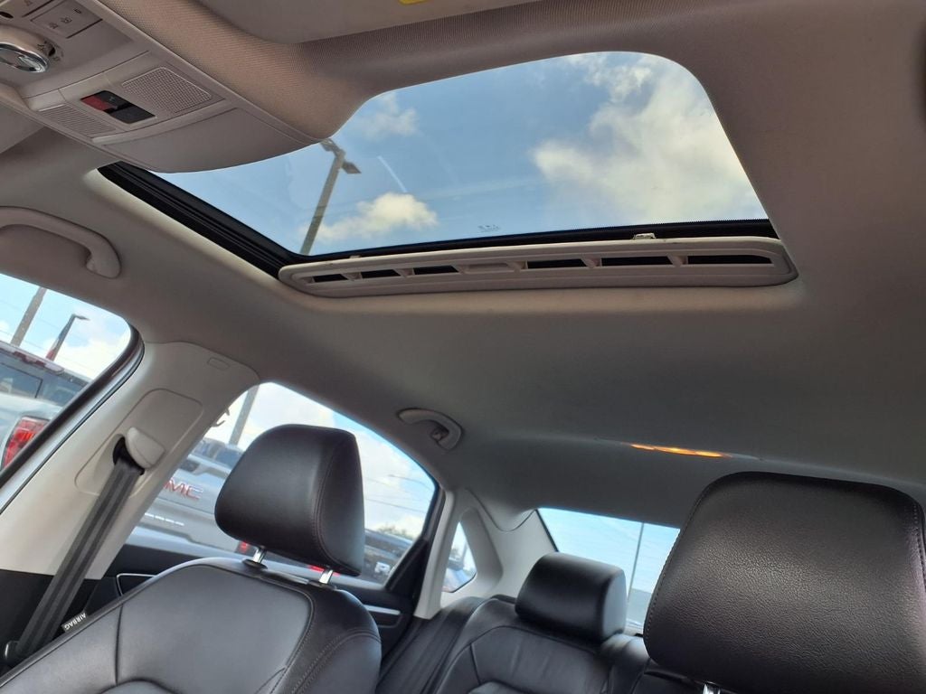 2018 Volkswagen Passat 2.0T SEL Premium