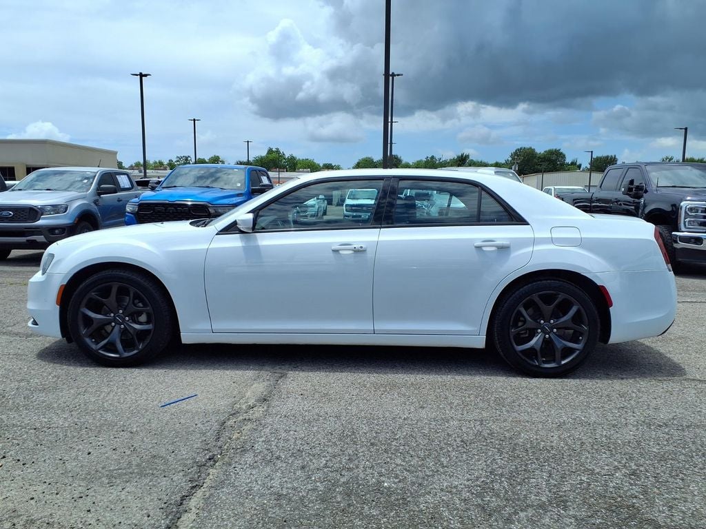 2023 Chrysler 300 S