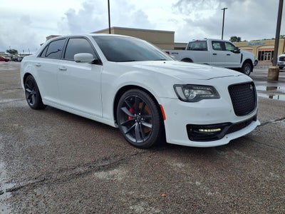 2023 Chrysler 300 C