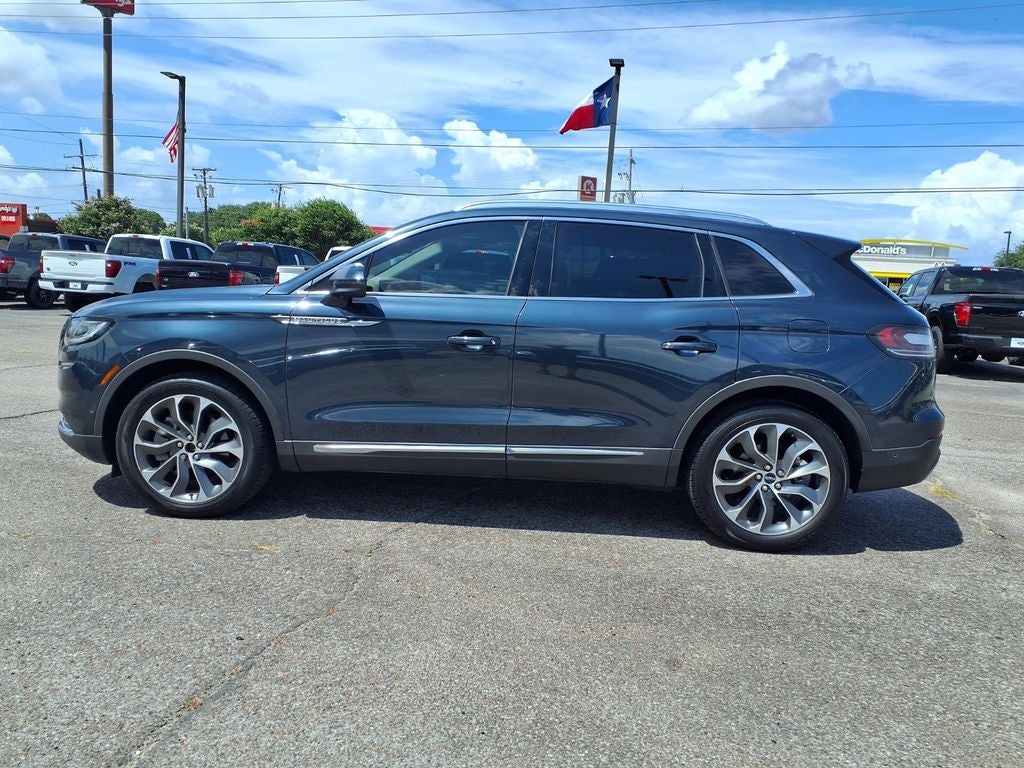 2022 Lincoln Nautilus Reserve