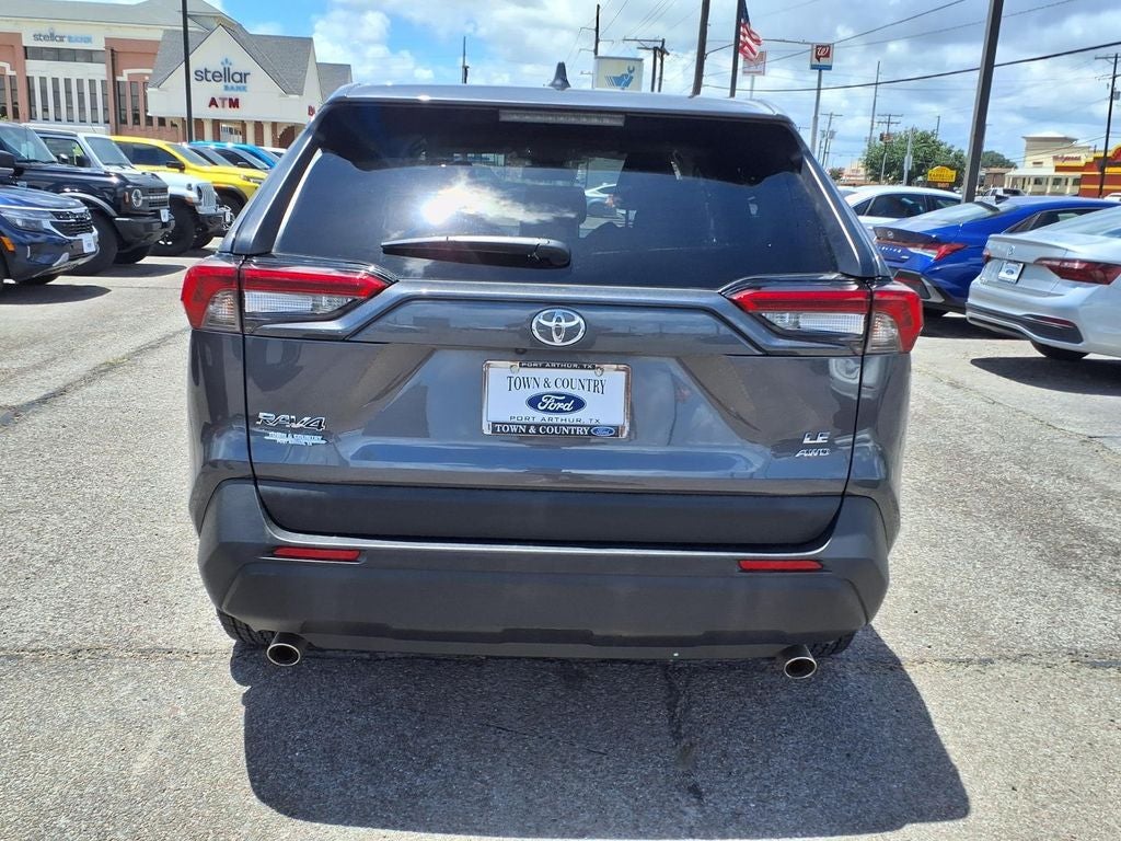 2025 Toyota RAV4 LE