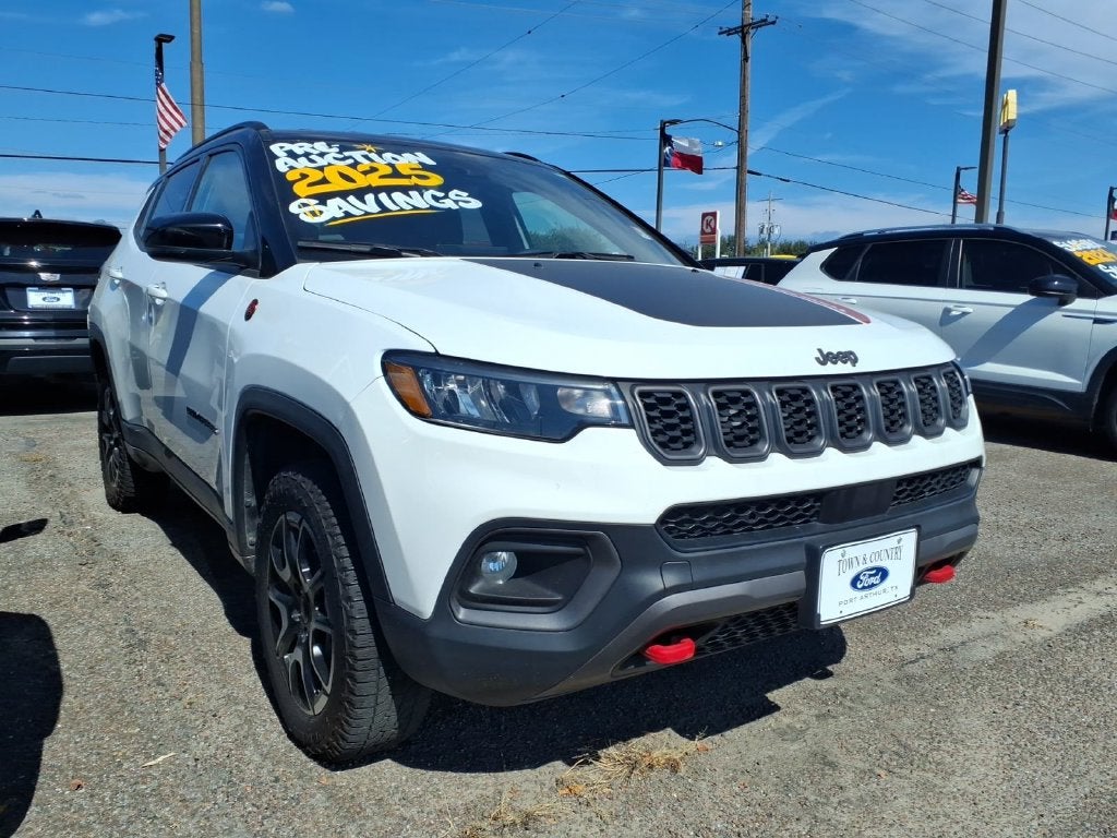 2025 Jeep Compass Trailhawk