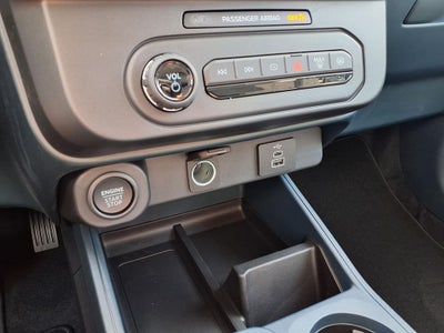 2026 Ford Maverick Lobo Standard