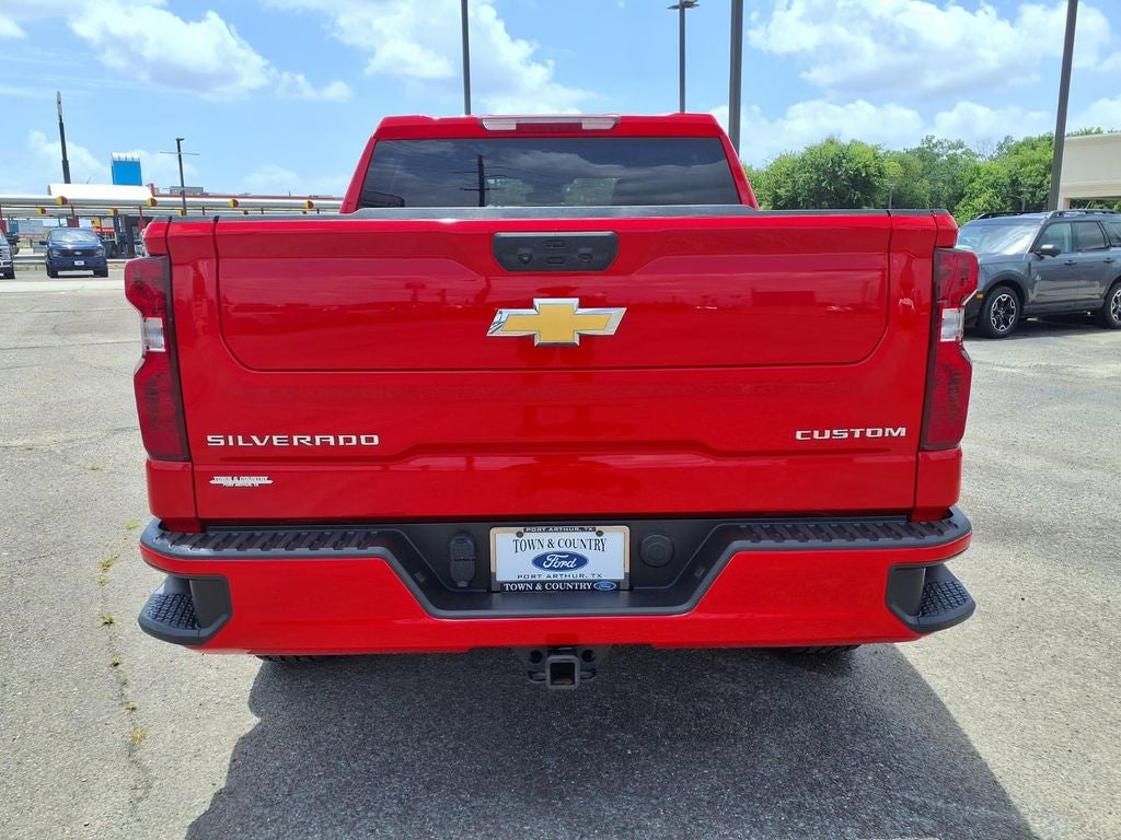 2024 Chevrolet Silverado 1500 Custom