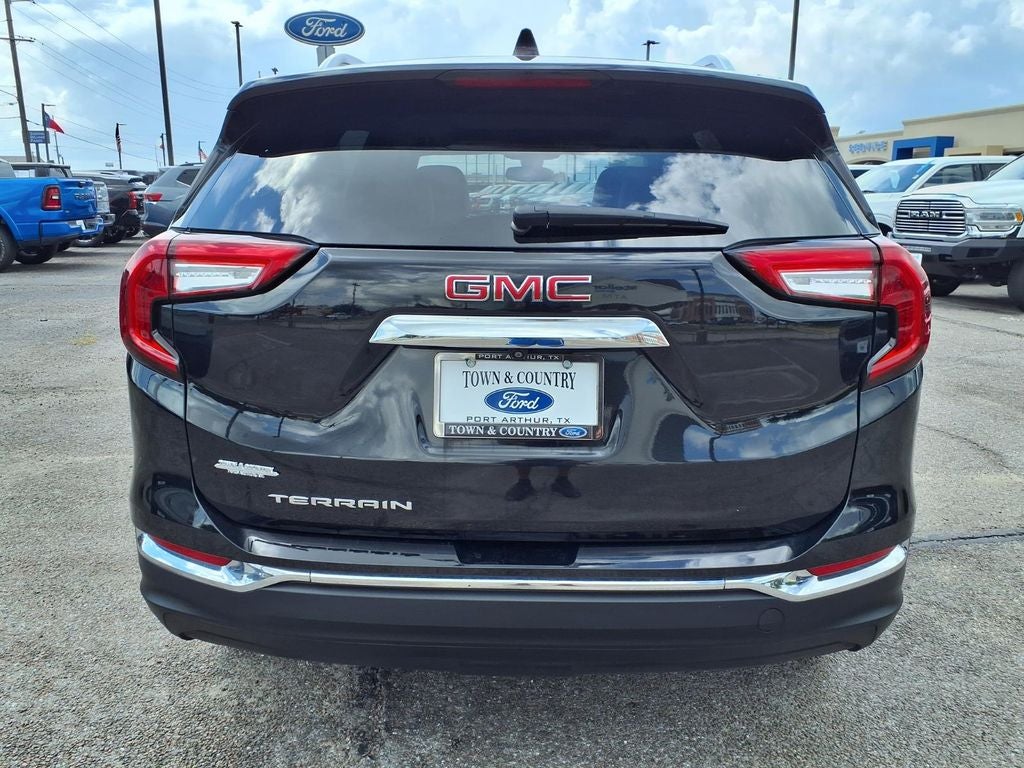2023 GMC Terrain SLT