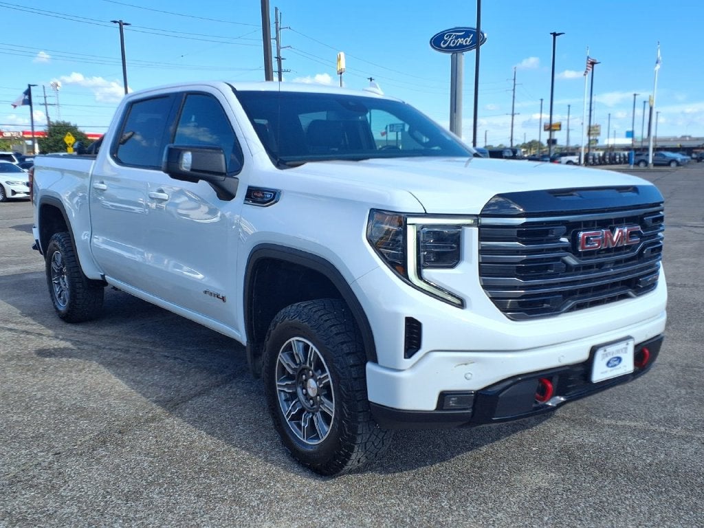 2025 GMC Sierra 1500 AT4
