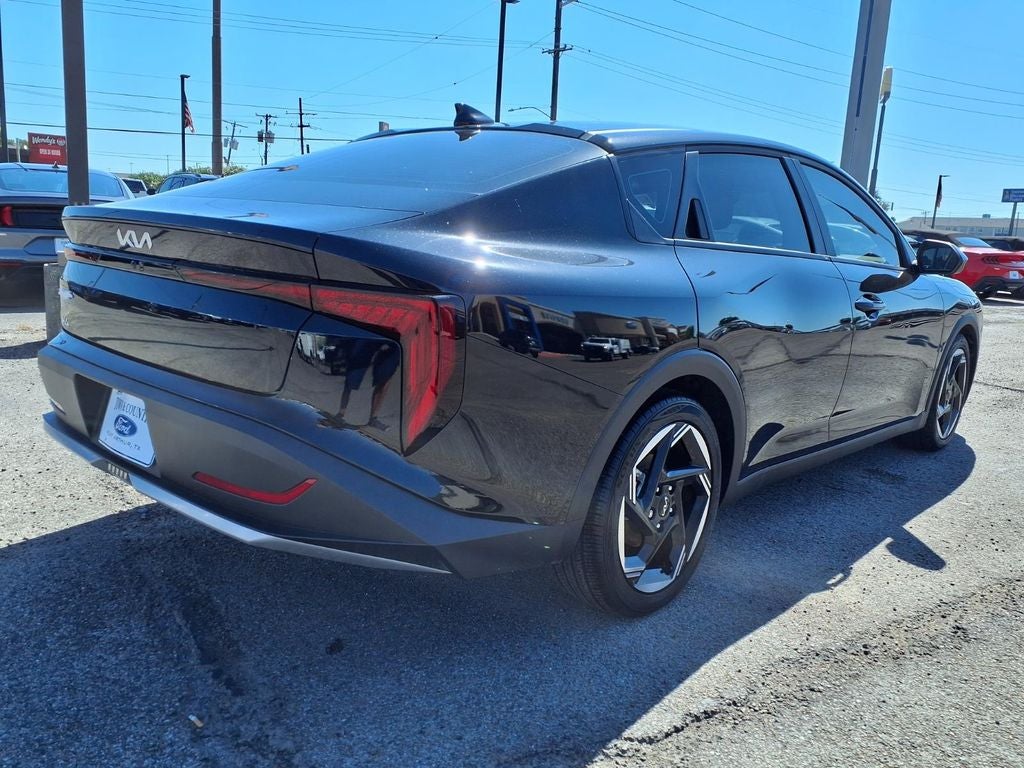 2025 Kia K4 EX