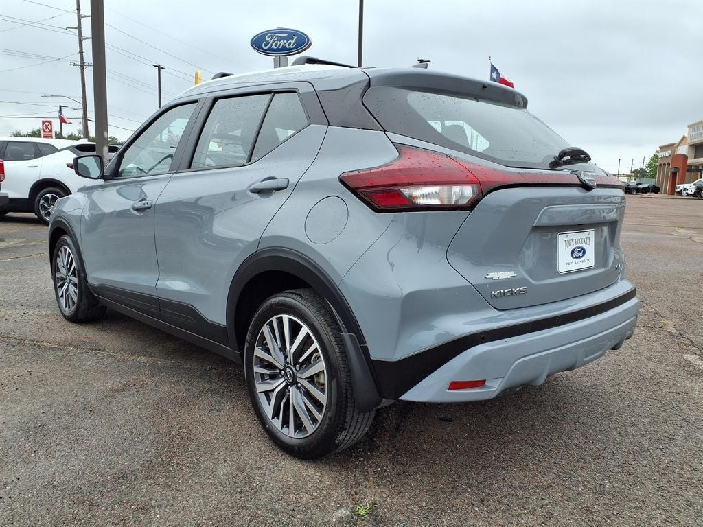 2024 Nissan Kicks SV