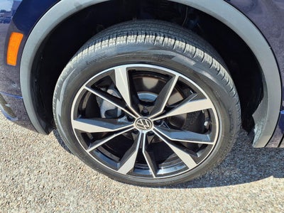 2024 Volkswagen Tiguan 2.0T SEL R-Line